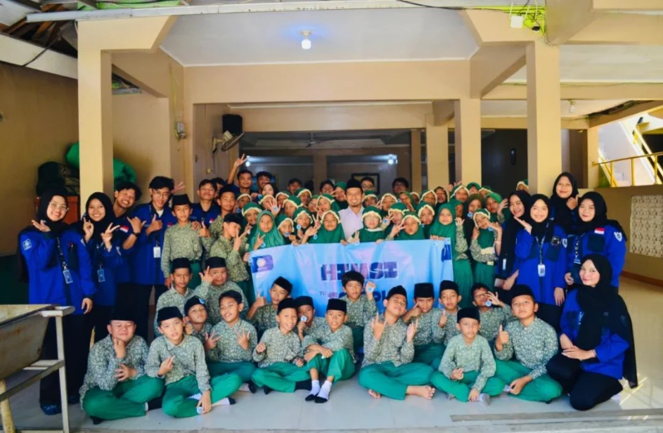 HIMSI GOES TO SCHOOL (2.0) : BELAJAR MICROSOFT WORD, DASAR PENGGUNAAN UNTUK ANAK SD